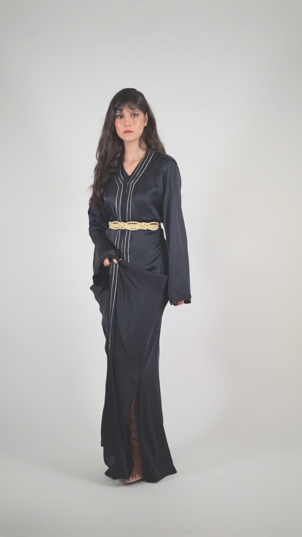 TAKCHITA  TINIFSAN + CAPE TINIFSAN